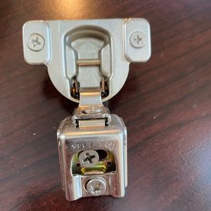 10 cabinet hinges with screws